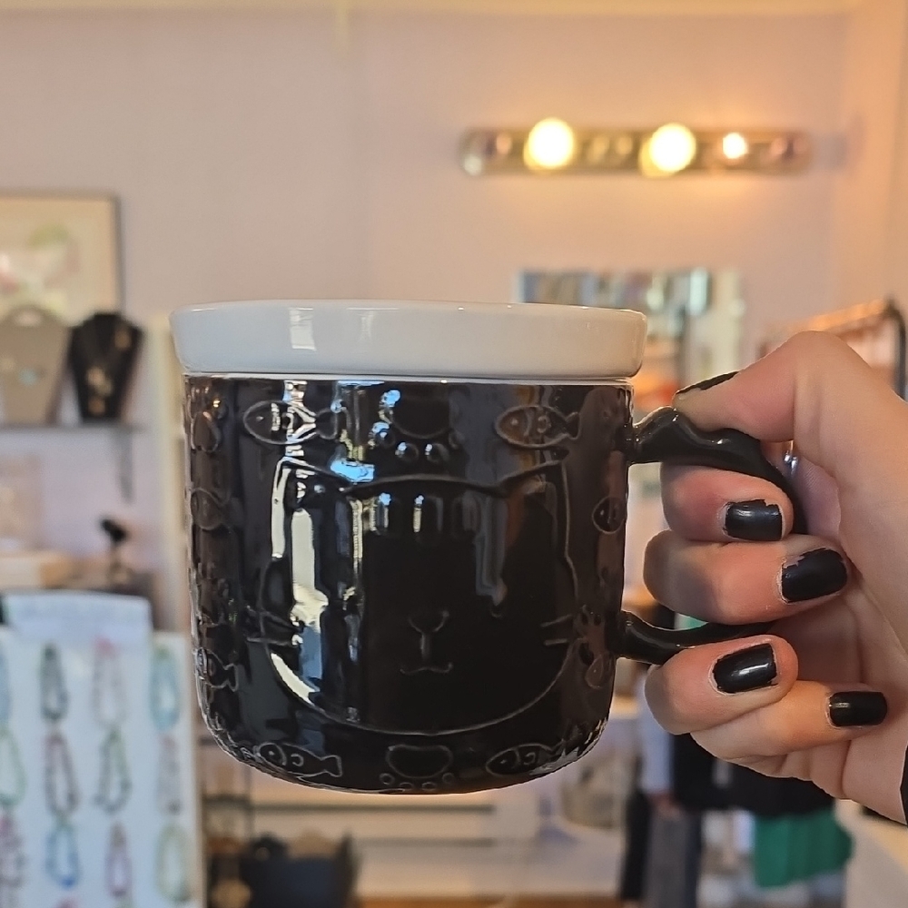 Brand New! Black Cat Embossed Mug